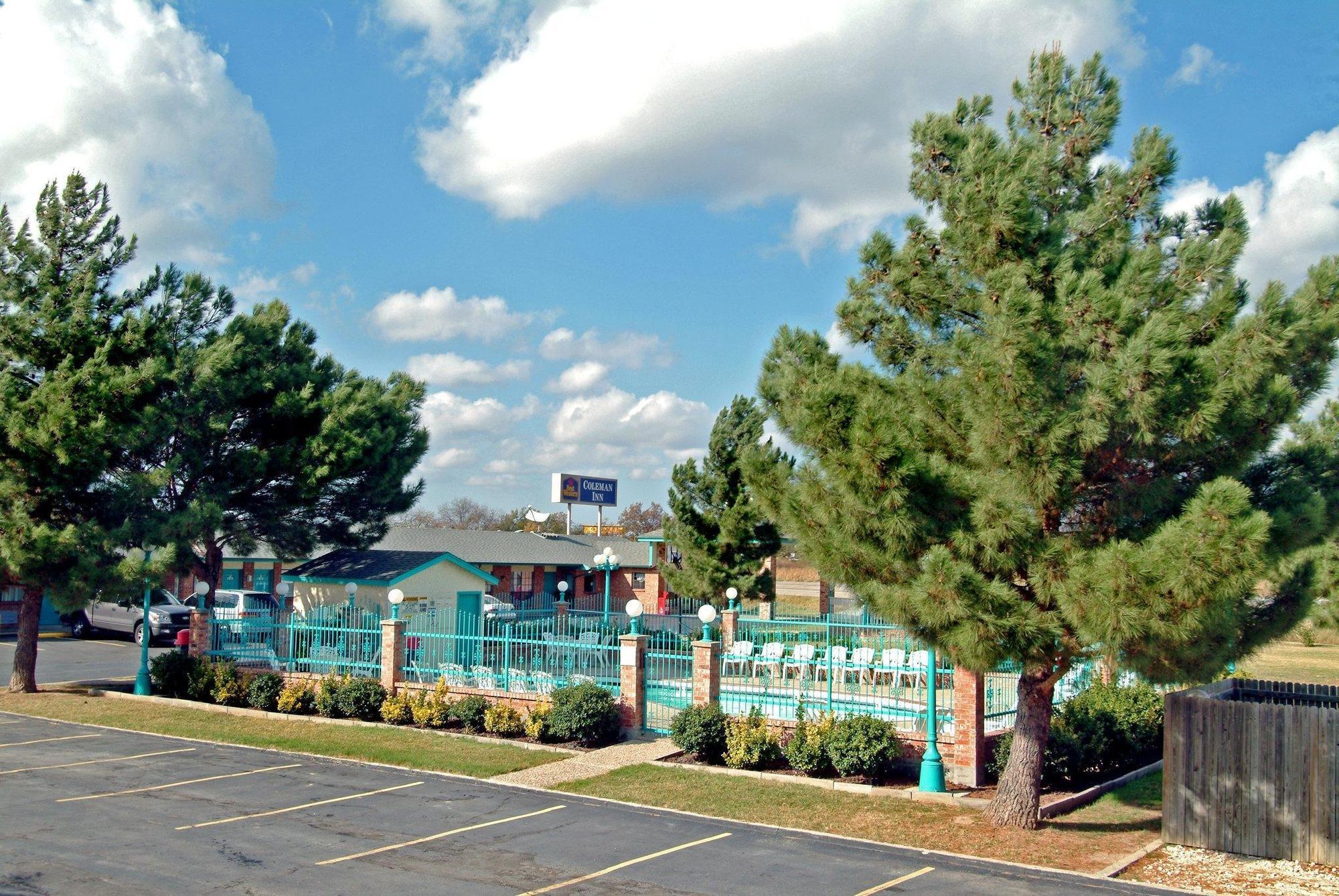 Best Western Coleman Inn Exterior photo